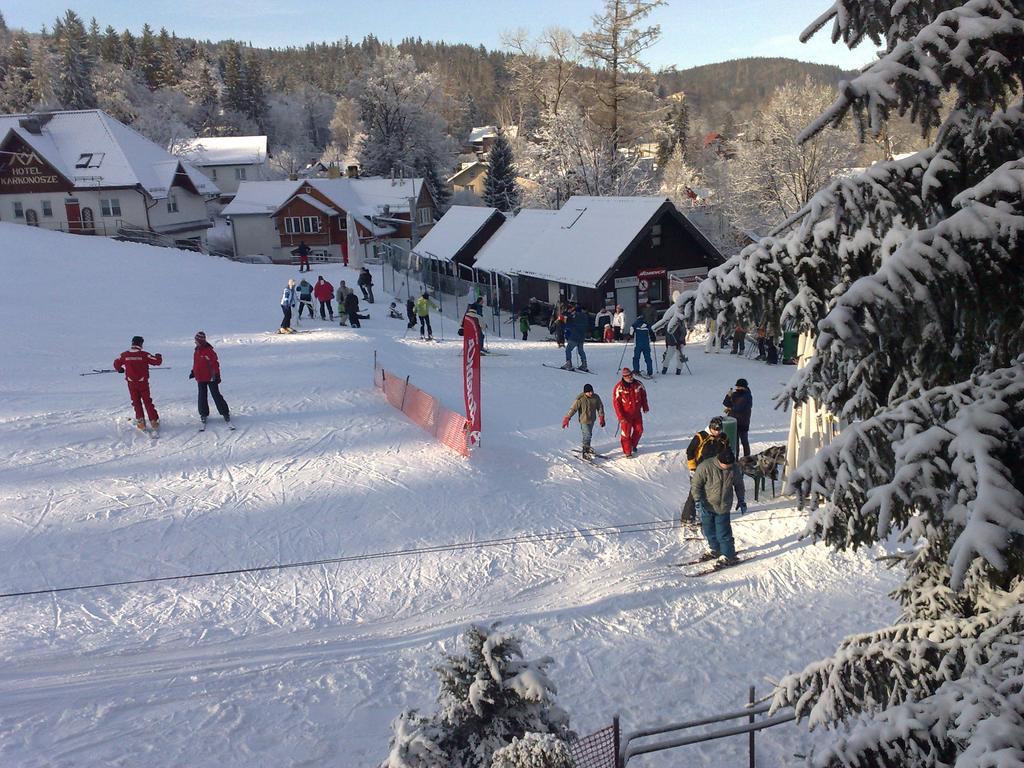 Hotel Karkonosze Karpacz Kültér fotó